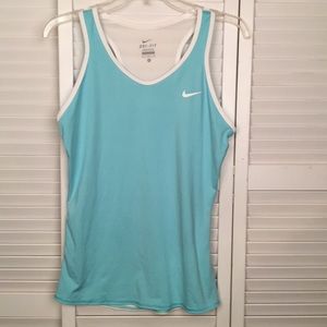 NIKE DRI-FIT ATHLETIC RUNNING SHIRT. NWOT. M